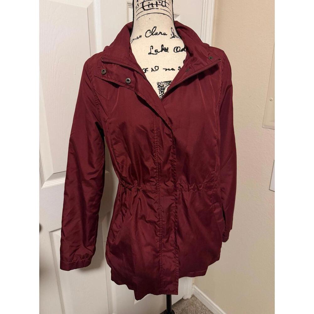 A New Day Women’s Water Resistant Burgundy Jacket Size Medium Hooded Coat